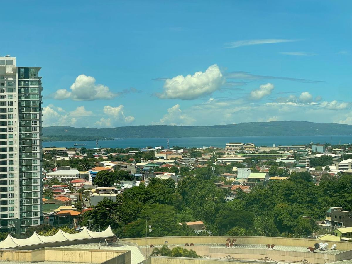 Апарт отель Inspiria Davao Экстерьер фото
