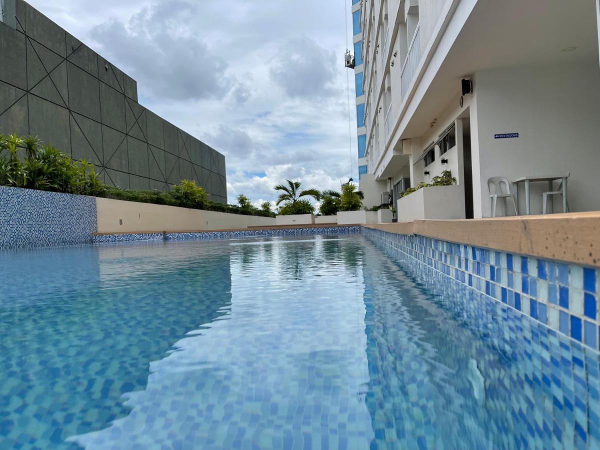 Апарт отель Inspiria Davao Экстерьер фото