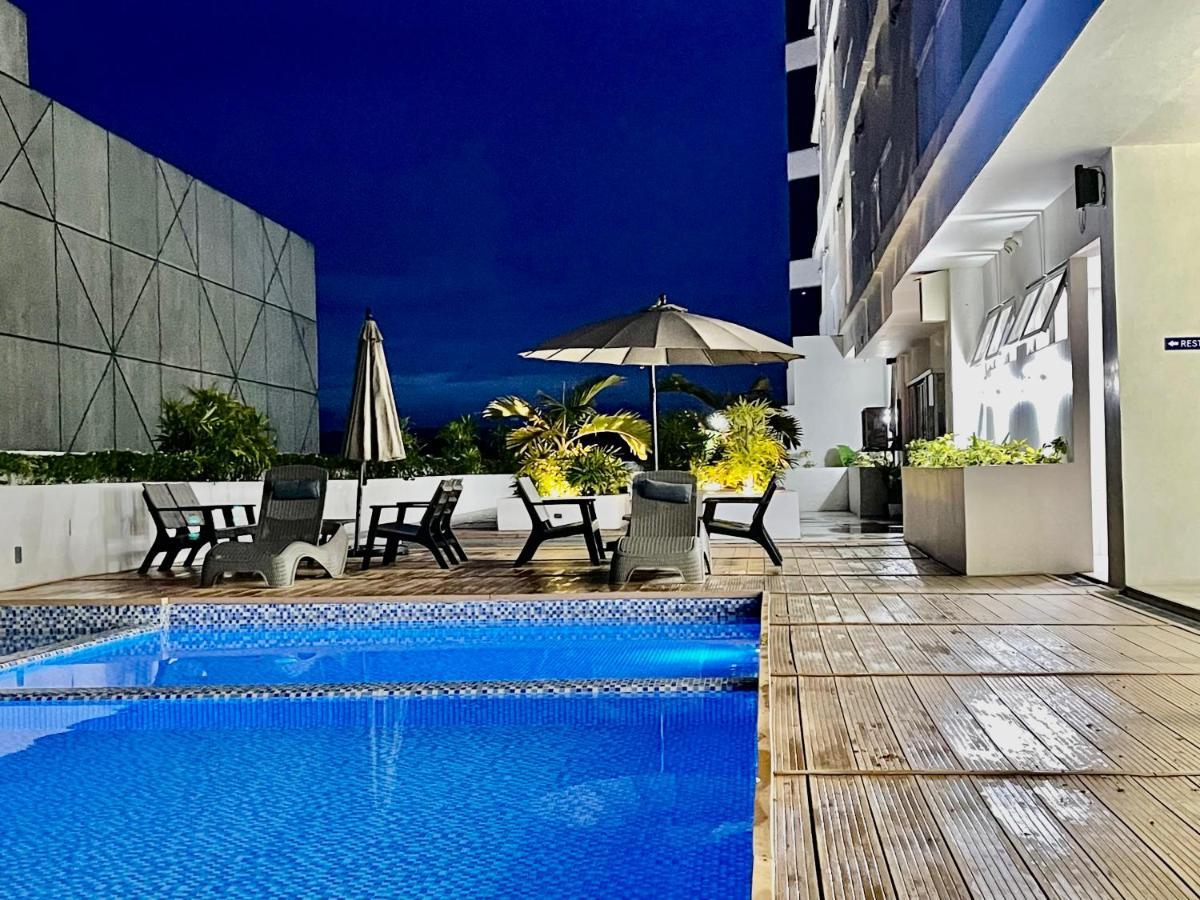 Апарт отель Inspiria Davao Экстерьер фото