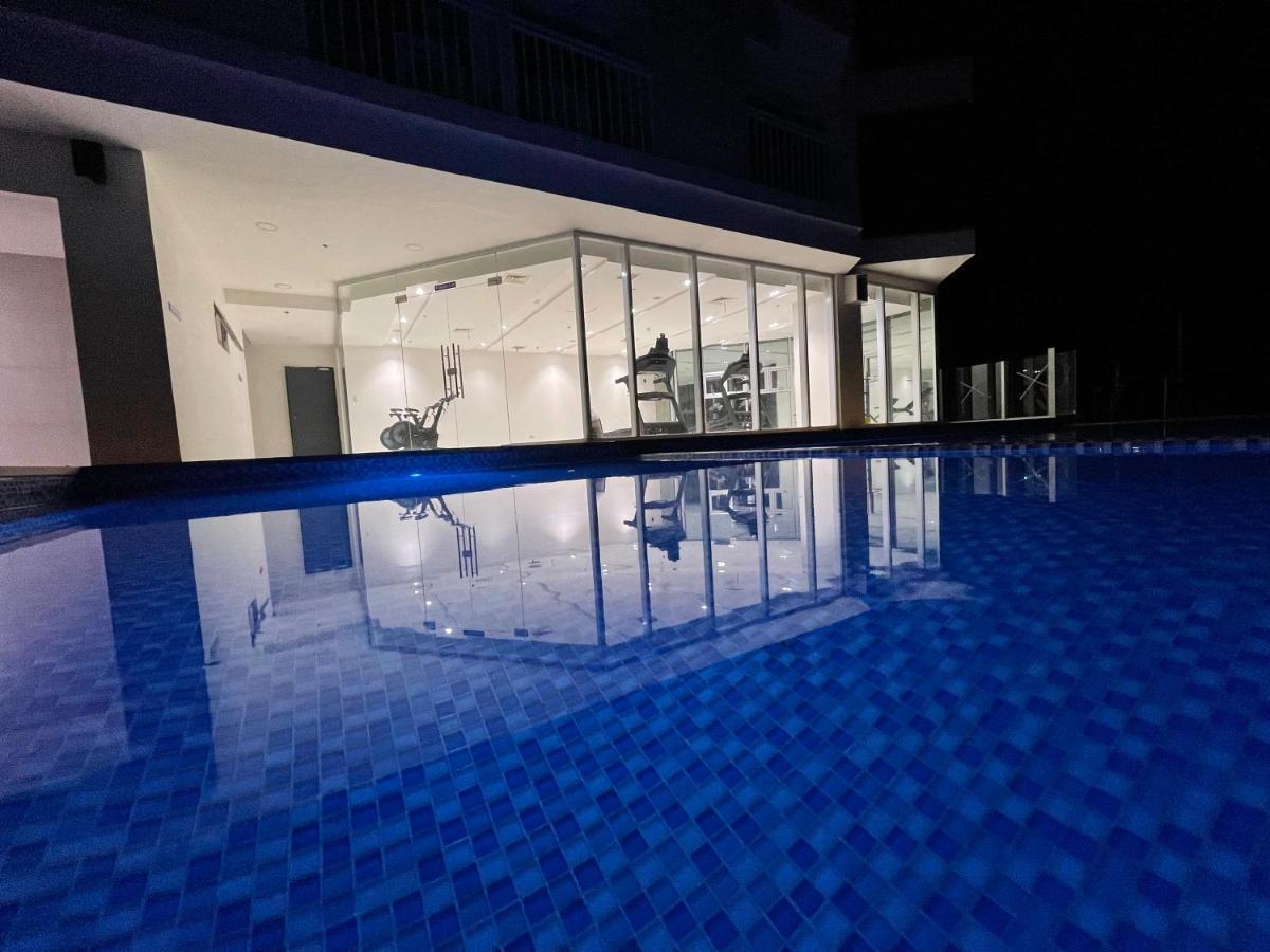 Апарт отель Inspiria Davao Экстерьер фото